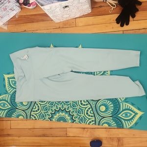 Nwt old navy extra high waisted powersoft legging